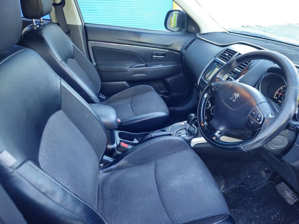 2014 puegot wgn 8.jpg